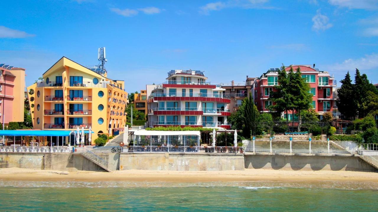 Petrov Family Hotel Несебр Экстерьер фото