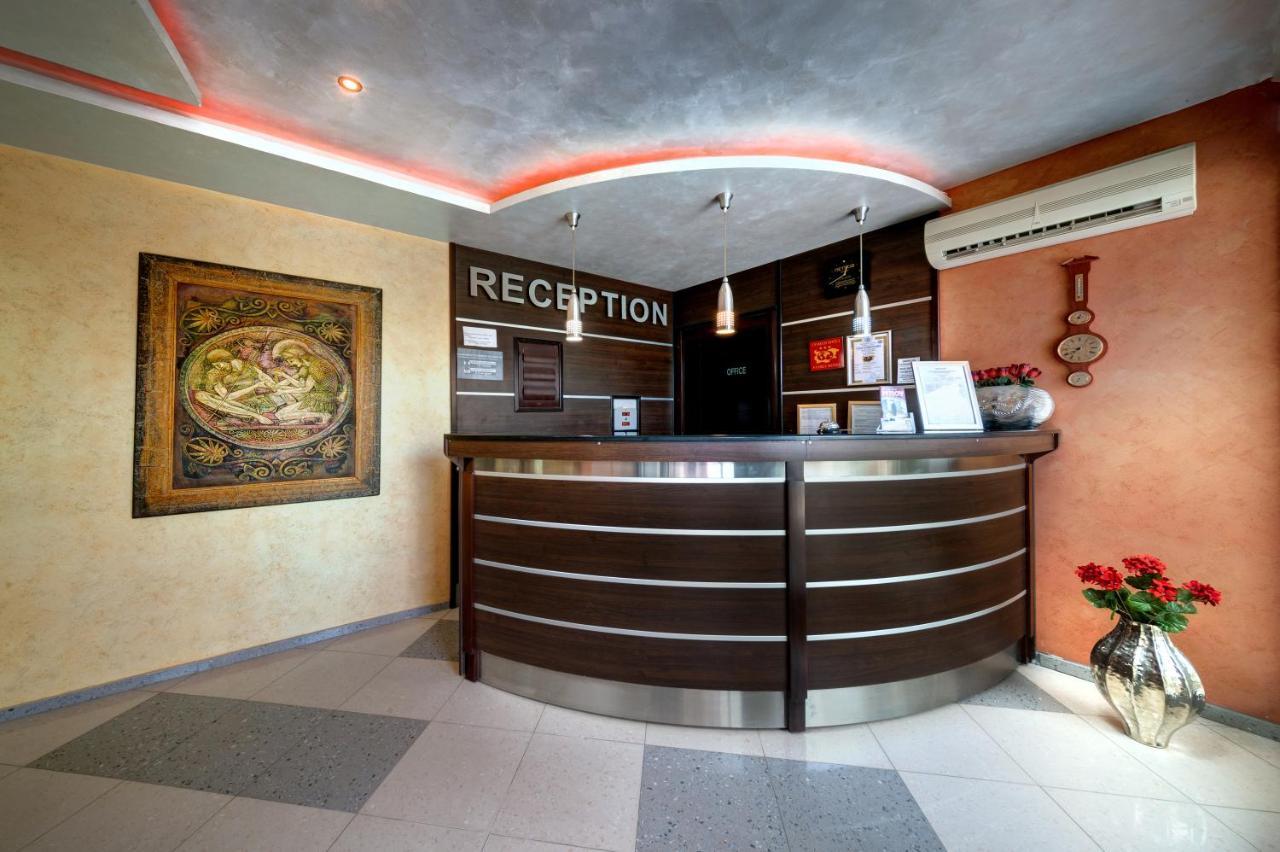 Petrov Family Hotel Несебр Экстерьер фото