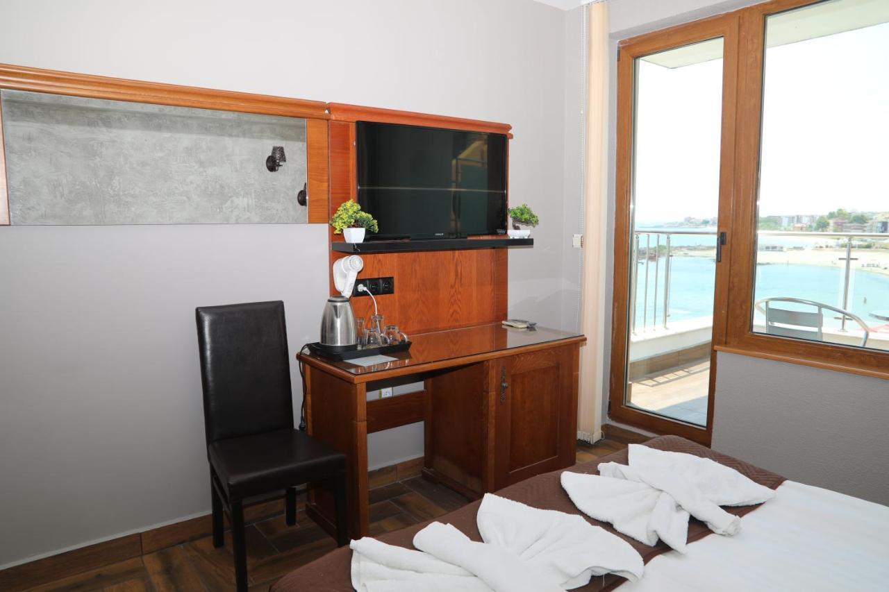 Petrov Family Hotel Несебр Экстерьер фото
